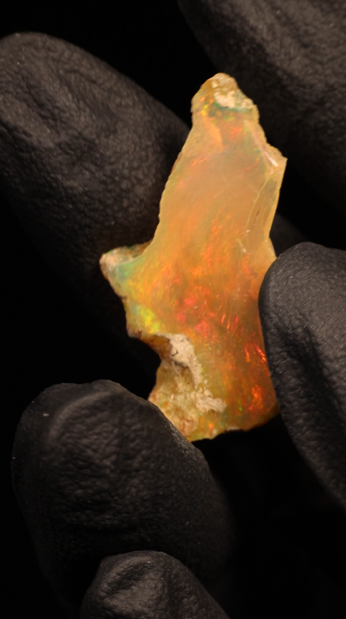 1.38g Rough Ethiopian Jewelry Grade Welo Opal