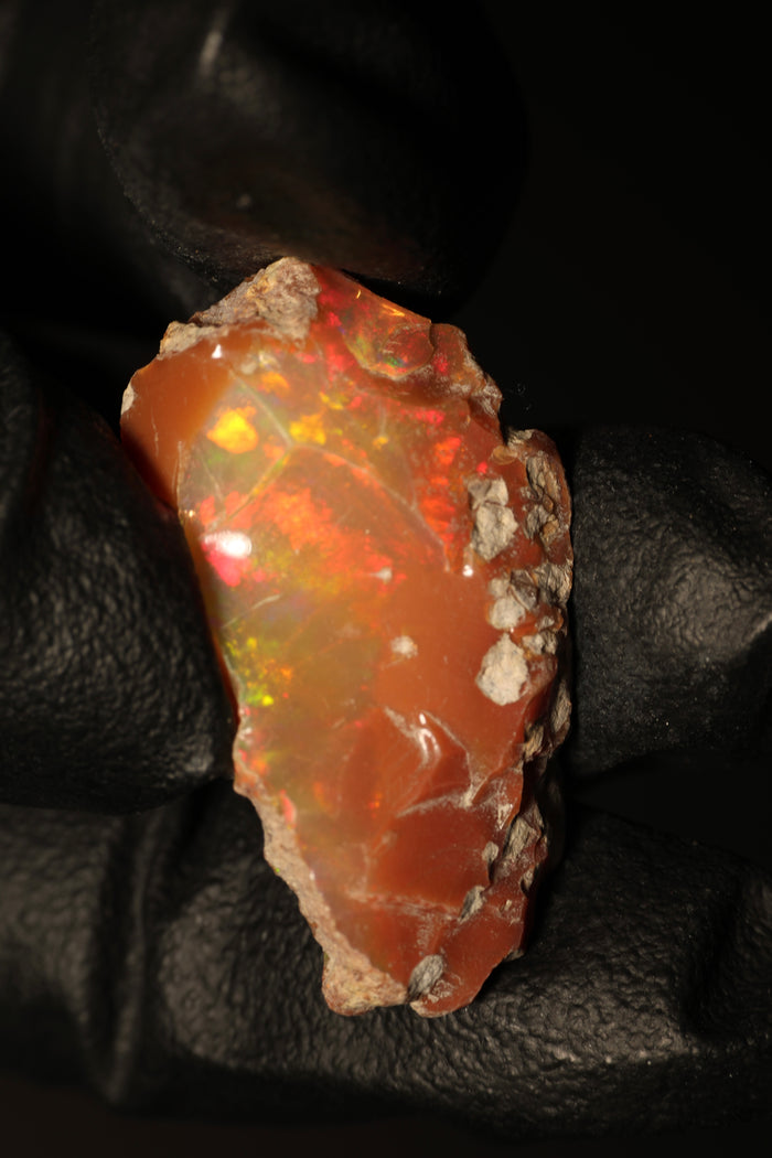 3.47g Rough Ethiopian Jewelry Grade Welo Opal
