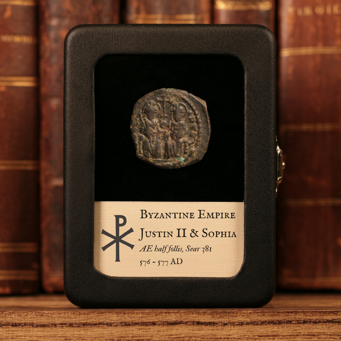 Byzantine Empire, Emperor Justin II (with Sophia), AE Half Follis - 576 to 577 CE - Byzantine Empire