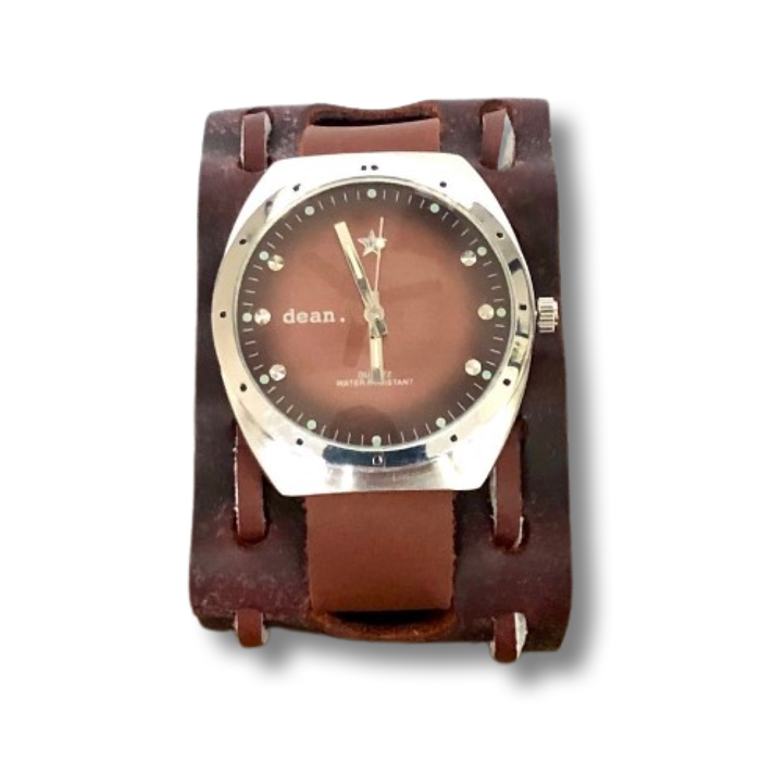 MW03 Whipstitched watch