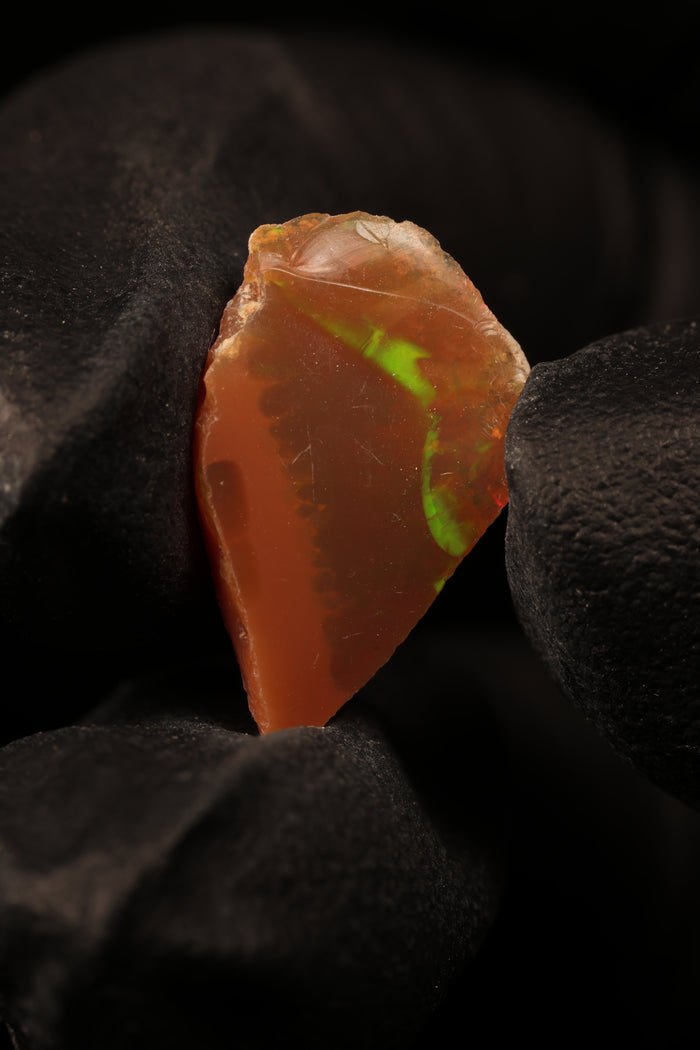0.63g Rough Ethiopian Jewelry Grade Welo Opal