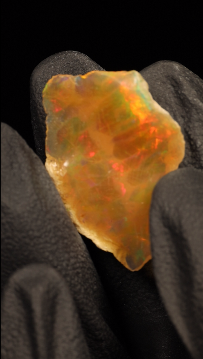 1.19g Rough Ethiopian Jewelry Grade Welo Opal