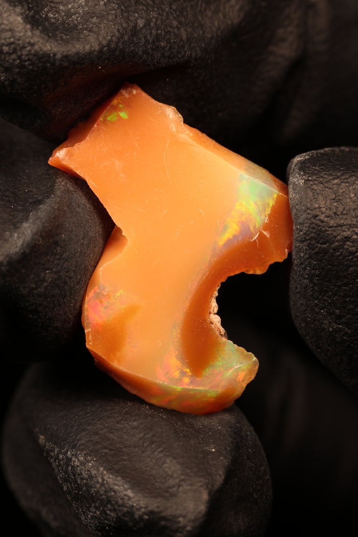 1.51g Rough Ethiopian Jewelry Grade Welo Opal