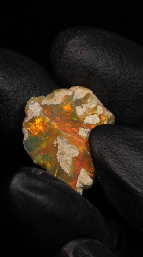 1.68g Rough Ethiopian Jewelry Grade Welo Opal
