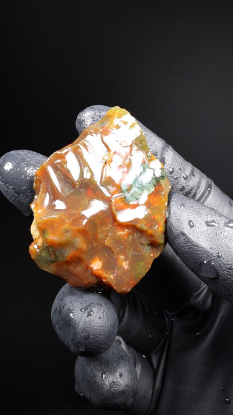 19.09g Rough Ethiopian Welo Specimen Opal