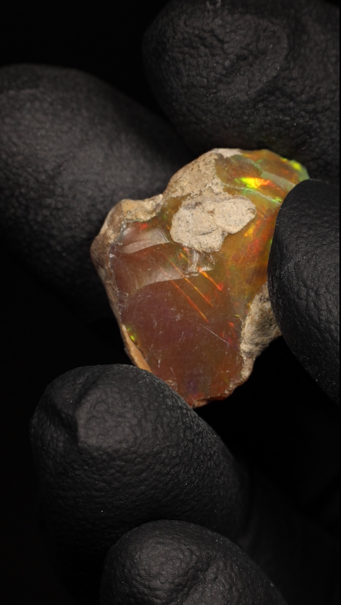 2.09g Rough Ethiopian Jewelry Grade Welo Opal