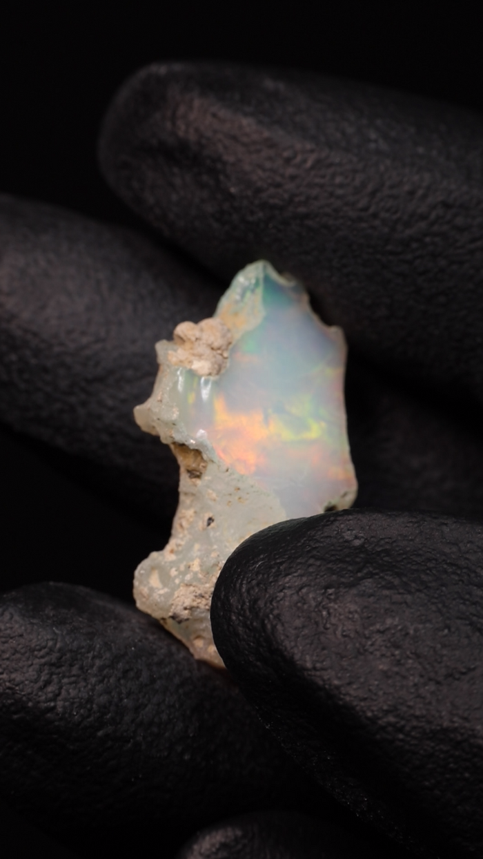 2.27g Rough Ethiopian Jewelry Grade Welo Opal