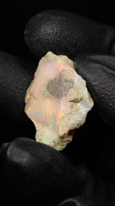 2.48g Rough Ethiopian Jewelry Grade Welo Opal