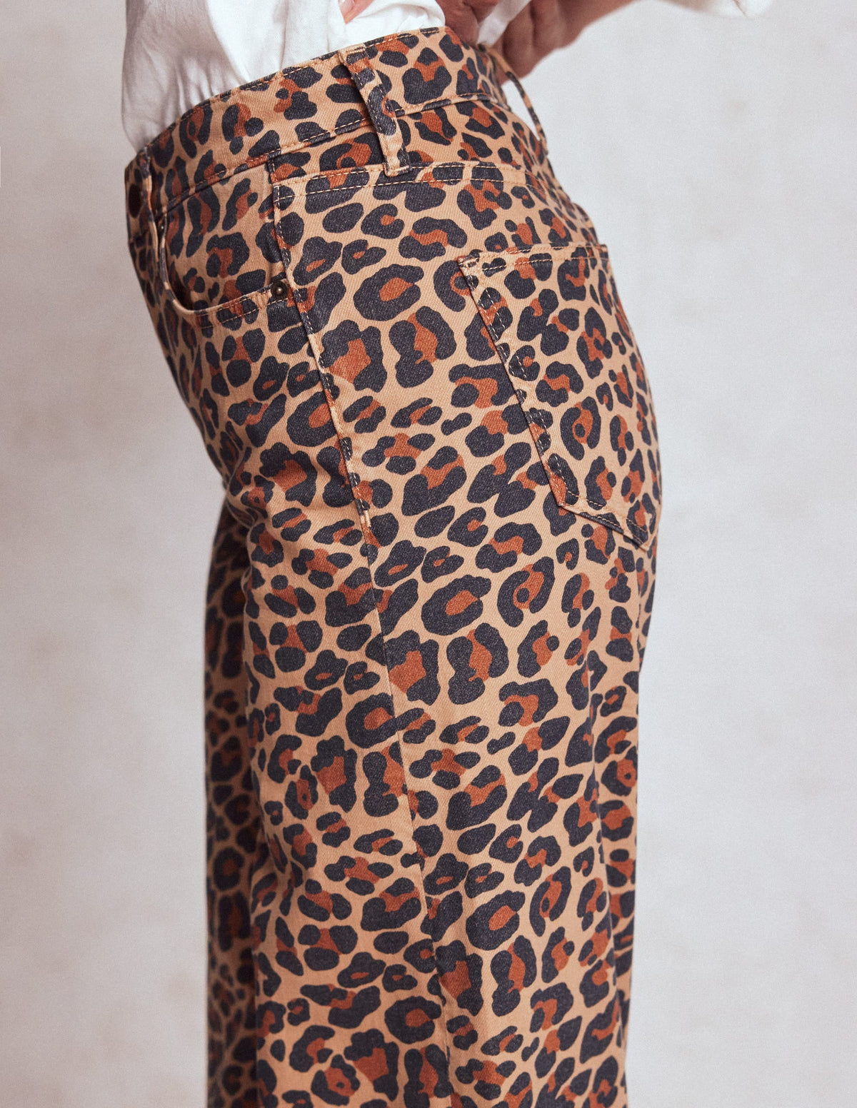 High Rise Wide Leg Jeans-Leopard Print