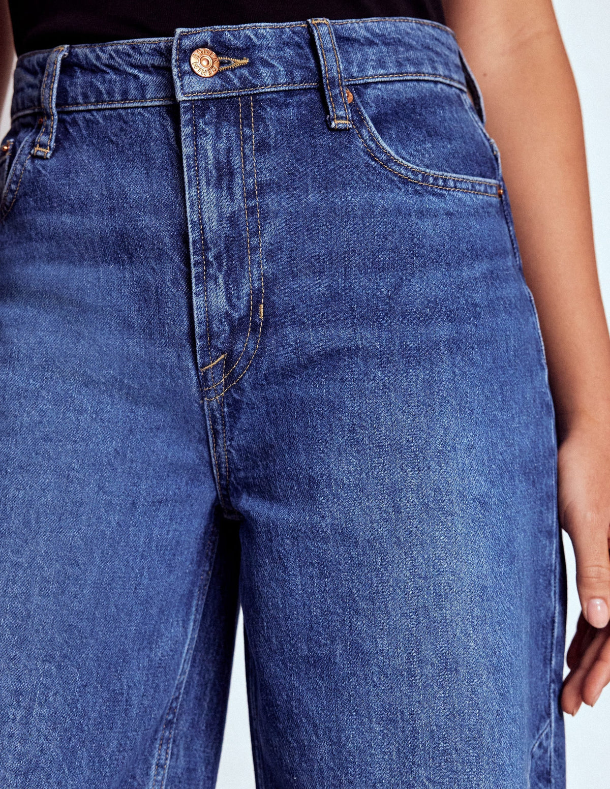 Barrel Leg Jeans-Mid Vintage