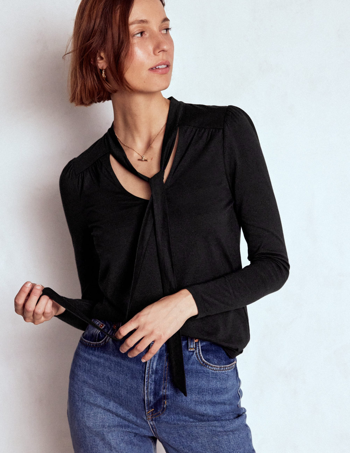 Tie Neck Supersoft Top-Black