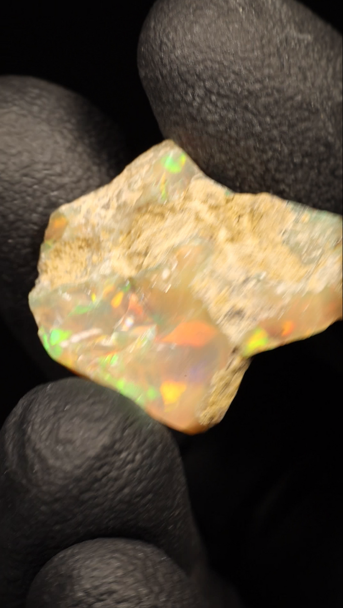 2.69g Rough Ethiopian Jewelry Grade Welo Opal