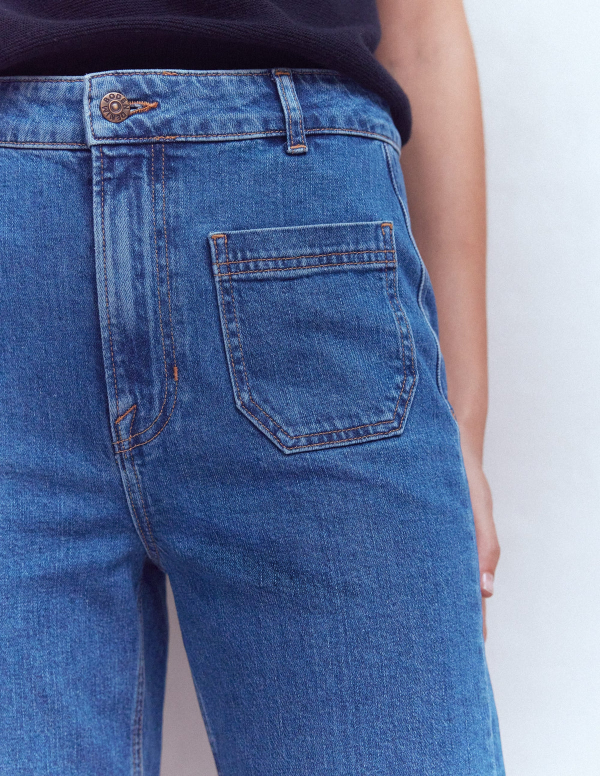 Straight Leg Pocket Jeans-Mid Vintage