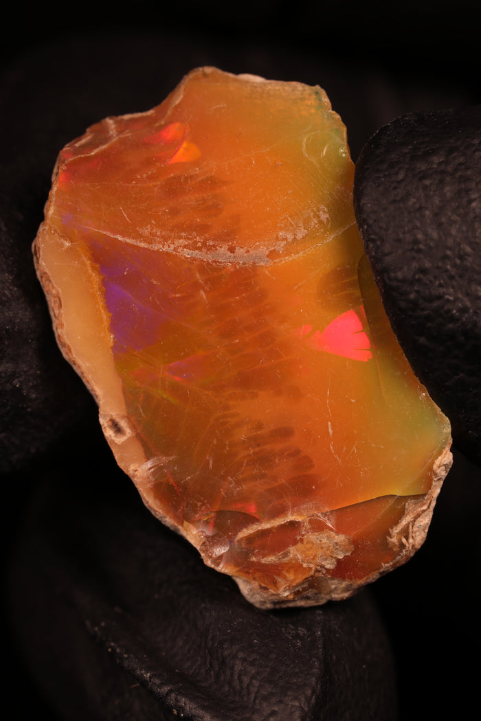 2.95g Rough Ethiopian Jewelry Grade Welo Opal