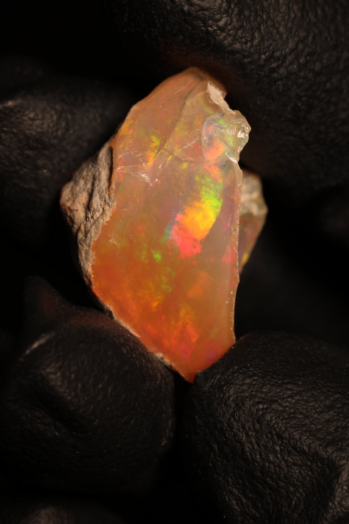 3.03g Rough Ethiopian Jewelry Grade Welo Opal