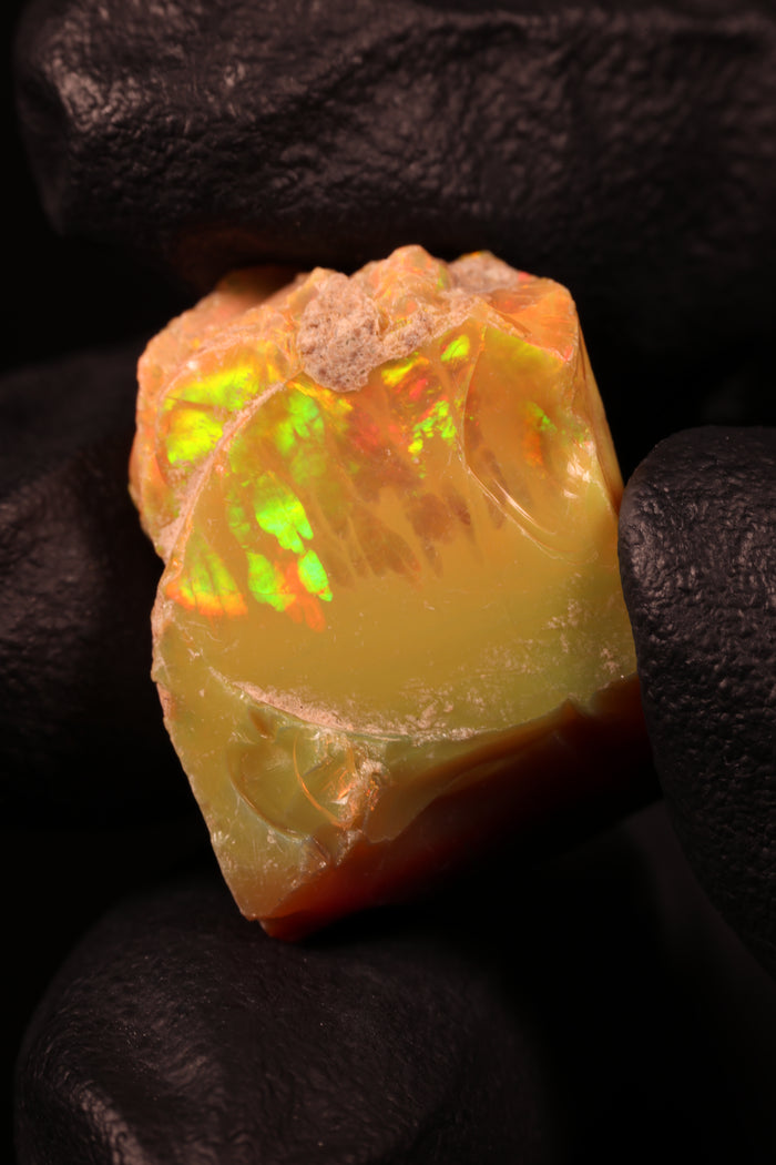 3.39g Rough Ethiopian Jewelry Grade Welo Opal