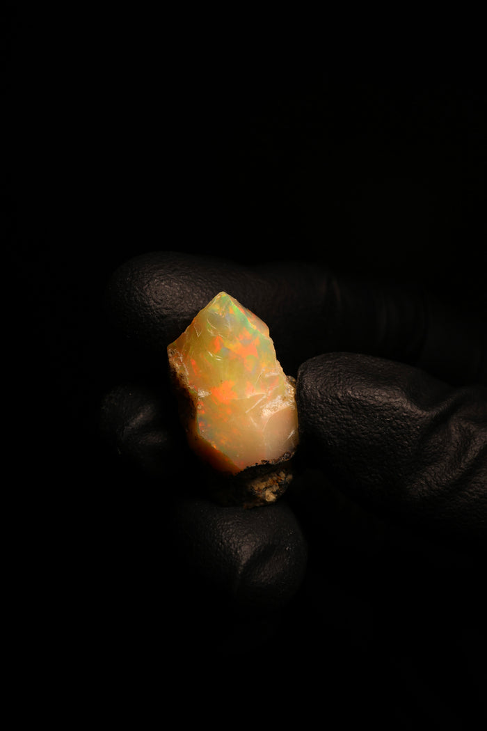 3.62g Rough Ethiopian Jewelry Grade Welo Opal