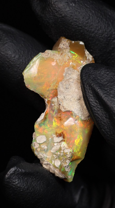 4.25g Rough Ethiopian Jewelry Grade Welo Opal