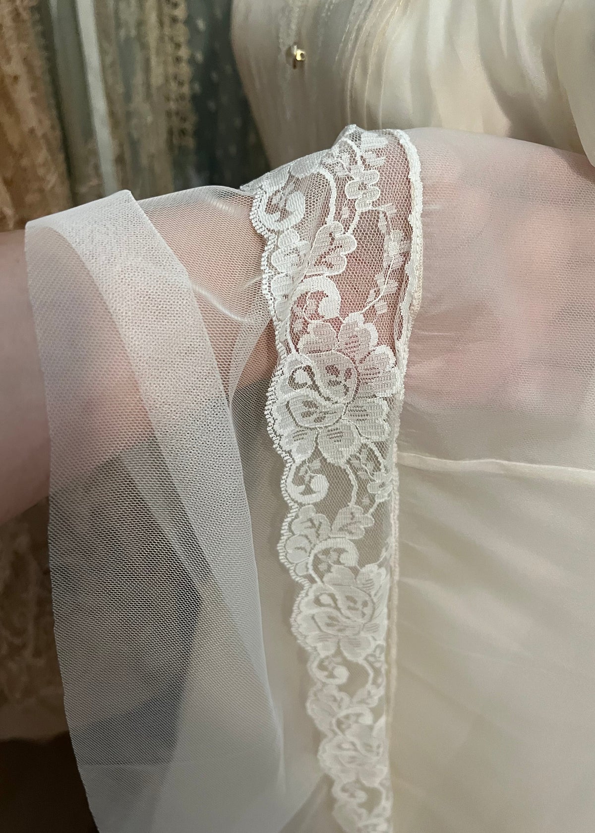 White jade dress