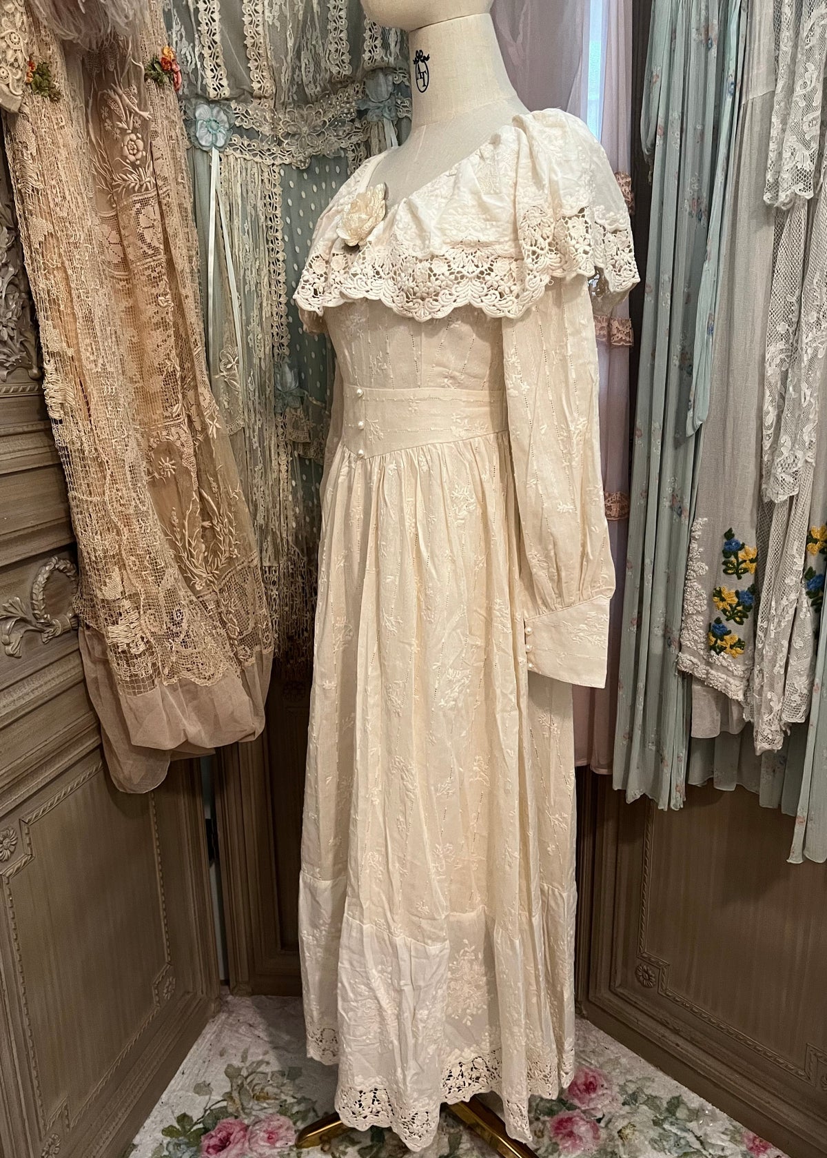 Lila dress