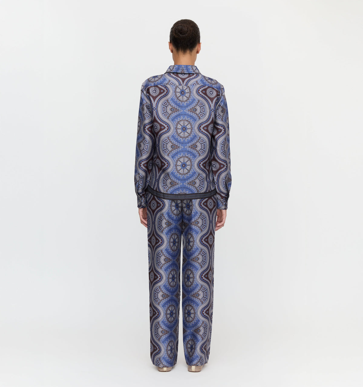 The Liv Top - Brown Cobalt Medallion
