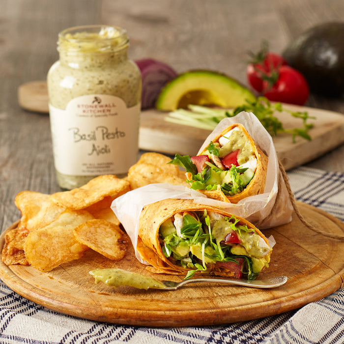 photo of avocado wrap sandwich made with Stonewall Kitchen Basil Pesto Aioli and potato chips