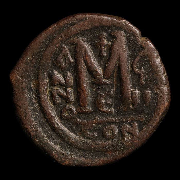 Byzantine Empire, Emperor Justin II (with Sophia), AE Follis - 572 to 573 CE - Byzantine Empire