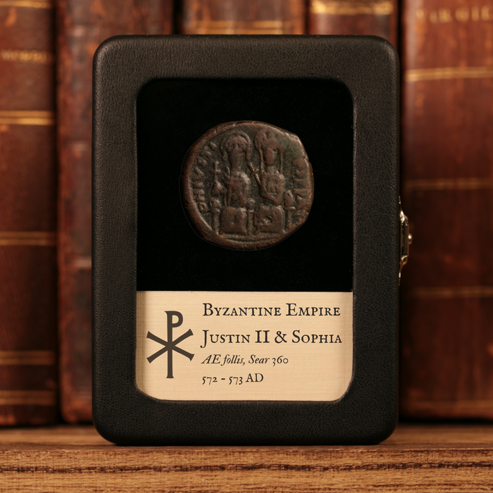 Byzantine Empire, Emperor Justin II (with Sophia), AE Follis - 572 to 573 CE - Byzantine Empire