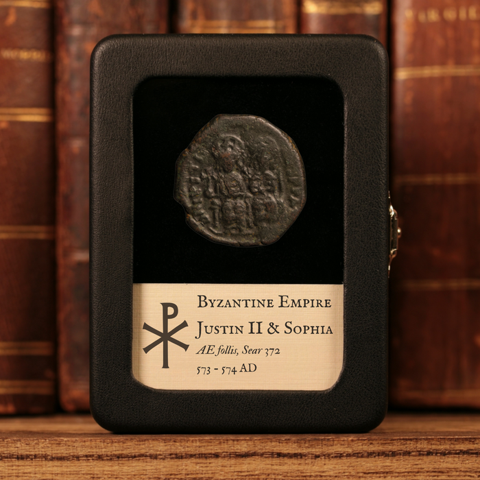 Byzantine Empire, Emperor Justin II (with Sophia), AE Follis - 573 to 574 CE - Byzantine Empire