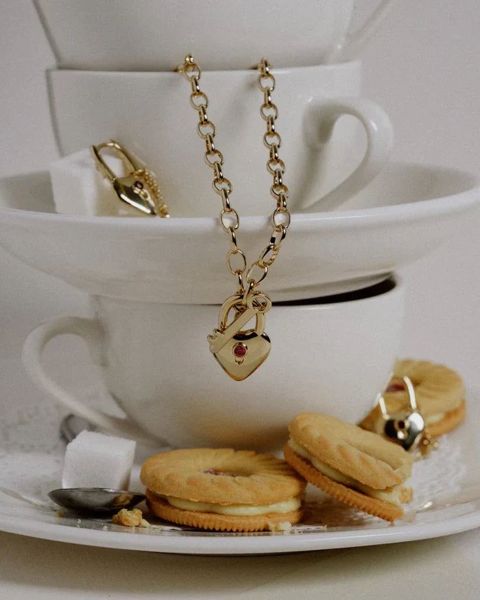 Gold Loula Necklace