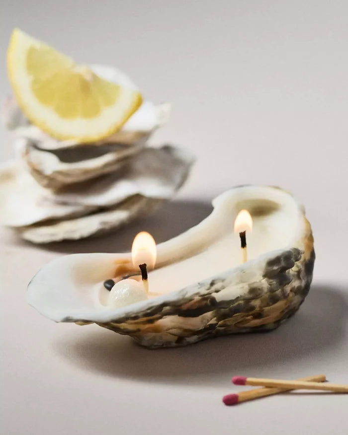 Pearl Oyster Candle