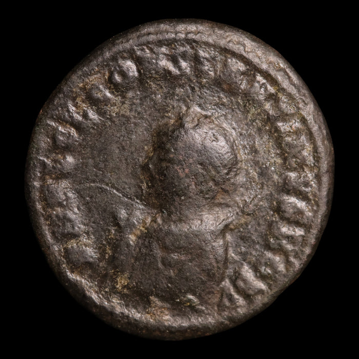 Rome, Constantine II, AE Unit, Jupiter Holding Victory Reverse - 317 to 320 CE - Roman Empire
