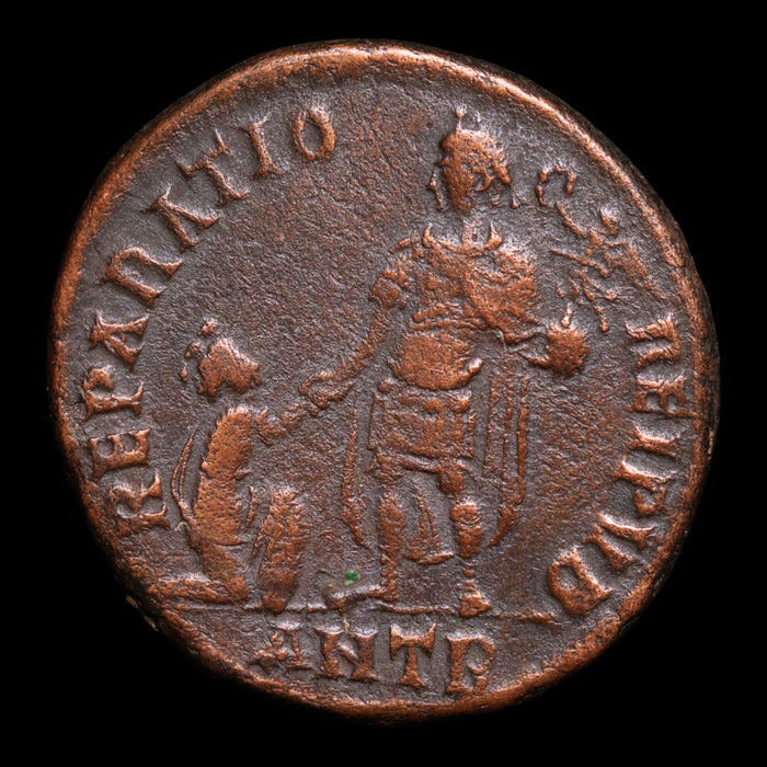 Rome, Emperor Valentinian II, AE2, Emperor Holding Victory Reverse - 378 to 383 CE - Roman Empire
