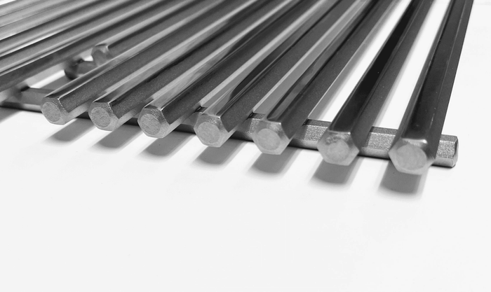 Close-up of XO Heavy Duty Stainless Steel Hex Grate for XOGRILL36 showing durable hexagonal rods for even heat distribution and grilling performance.